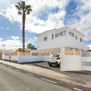 Residencia Lena Corralejo